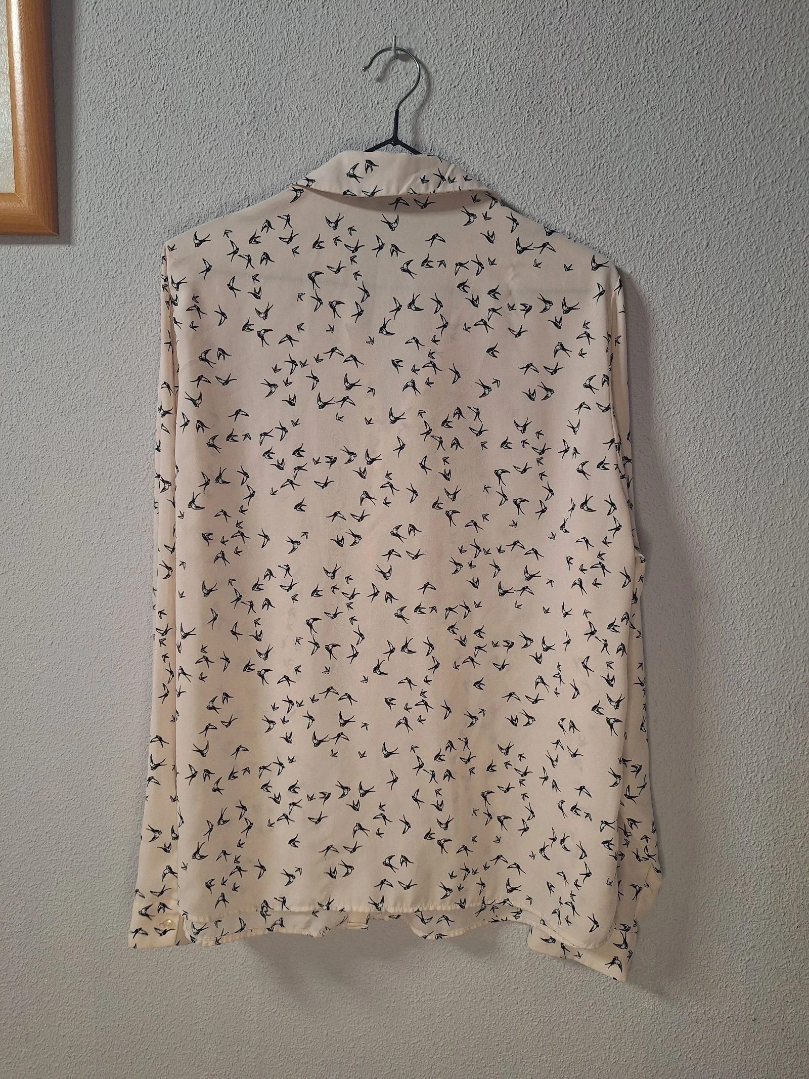 Atmosphere swallows beige pink shirt size 44 – photo 3